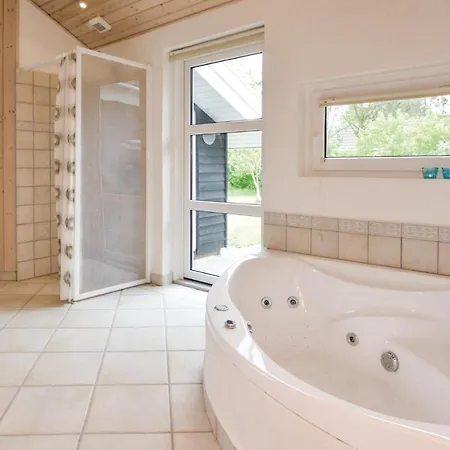 Four-bedroom Holiday In Blavand