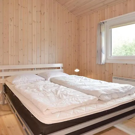 Four-bedroom Holiday In Holiday home *
